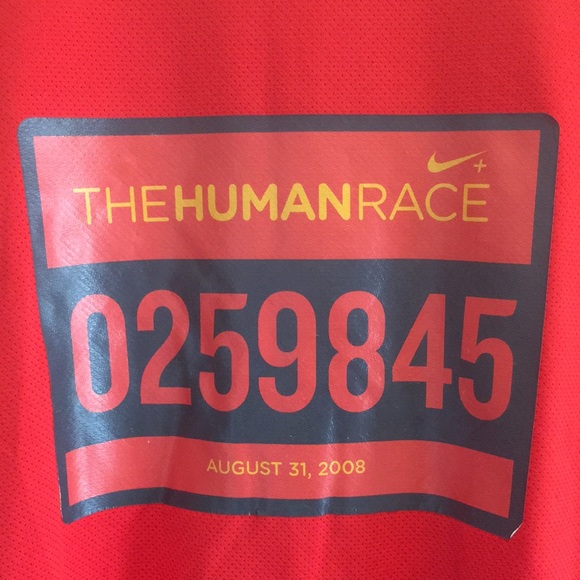 Nike The Human Race FitDry Breathable Red T-Shirt size Medium - Picture 4 of 15